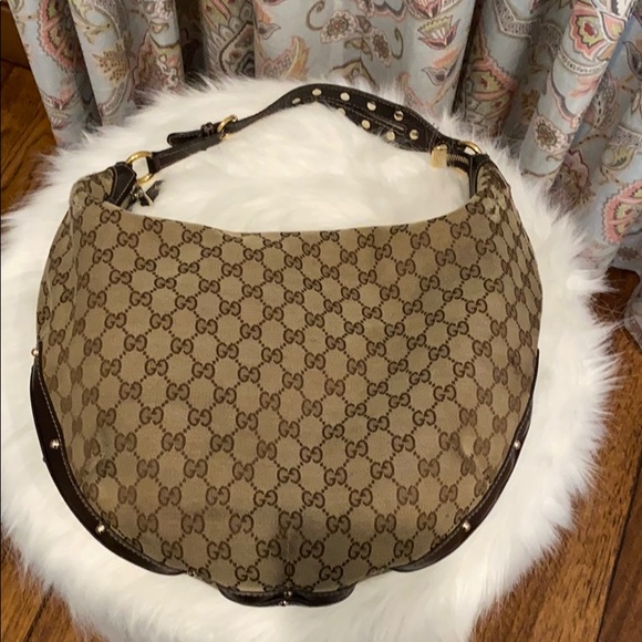 💎💎Gucci Monogram Studded Pelham Hobo Bag!!❤️ - Picture 1 of 8